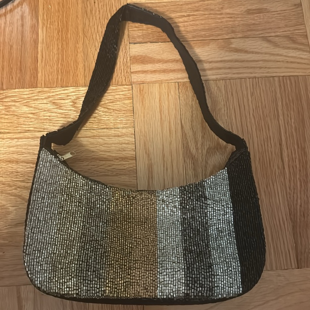 MOYNA beaded handbag
